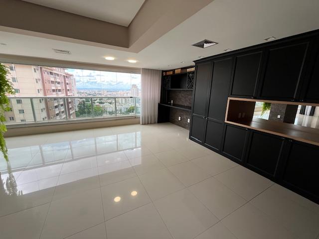 Apartamento à venda com 3 quartos, 200m² - Foto 10