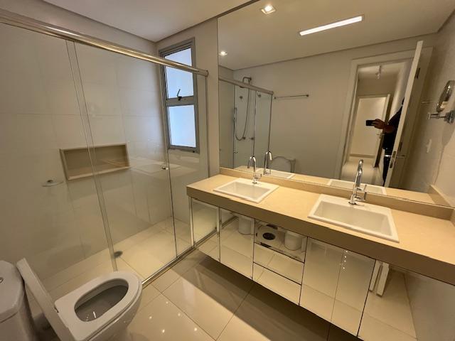 Apartamento à venda com 3 quartos, 200m² - Foto 32