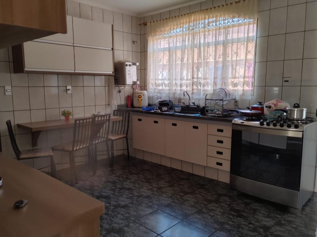 Casa à venda com 2 quartos, 197m² - Foto 5