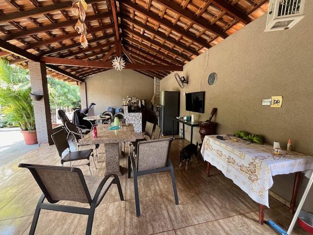 Fazenda à venda com 3 quartos, 240m² - Foto 9