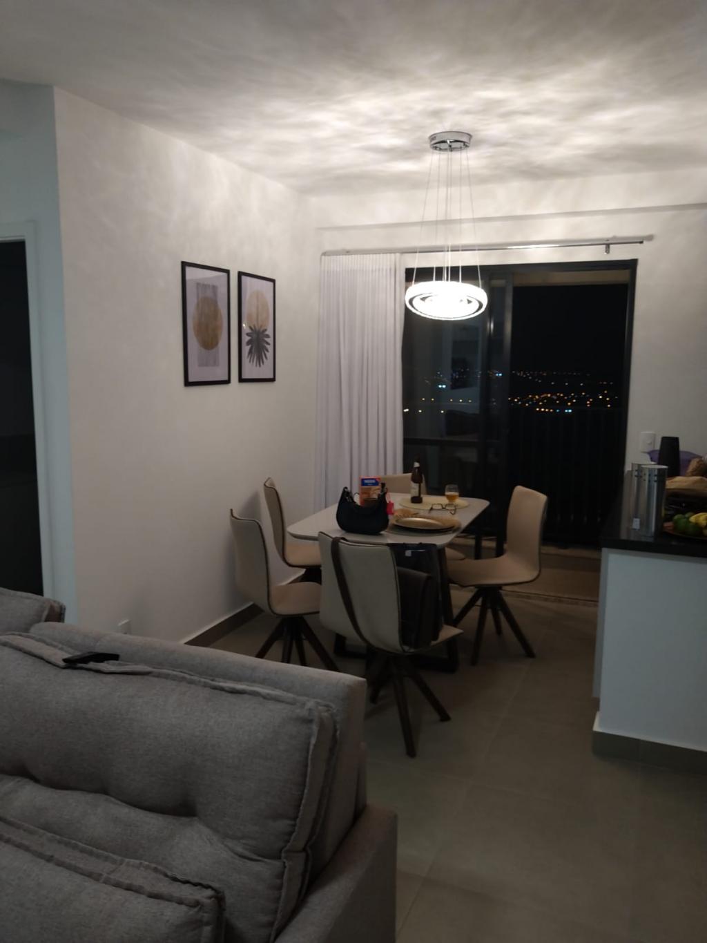 Apartamento à venda com 2 quartos, 63m² - Foto 1