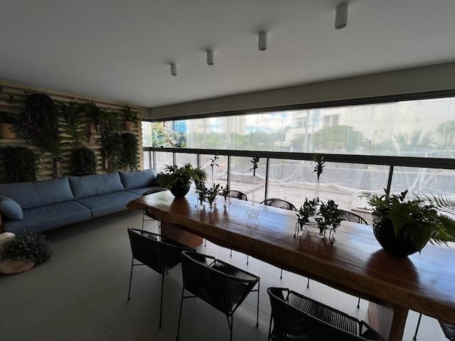 Apartamento à venda com 3 quartos, 185m² - Foto 8