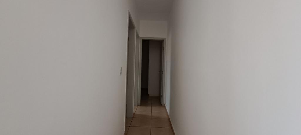 Apartamento à venda com 2 quartos, 46m² - Foto 3