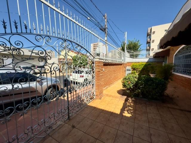 Casa à venda com 3 quartos, 250m² - Foto 21