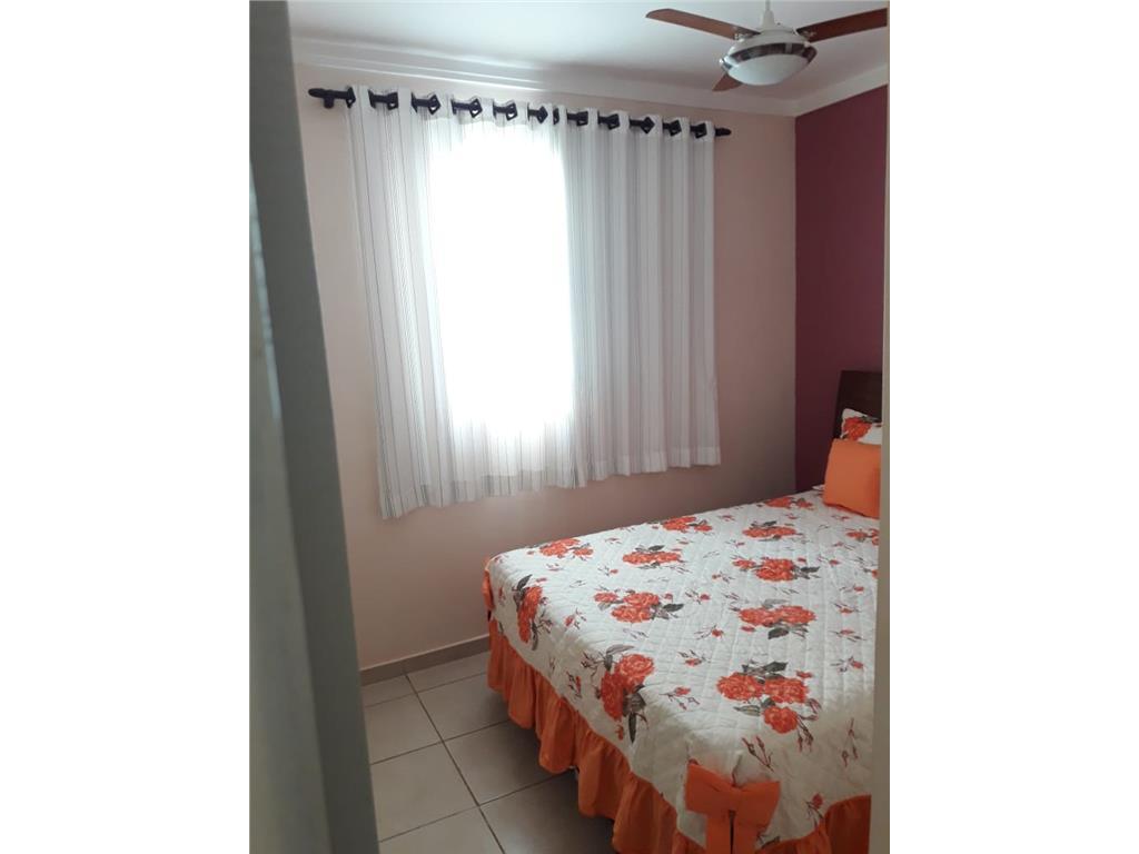 Apartamento à venda com 2 quartos, 47m² - Foto 2