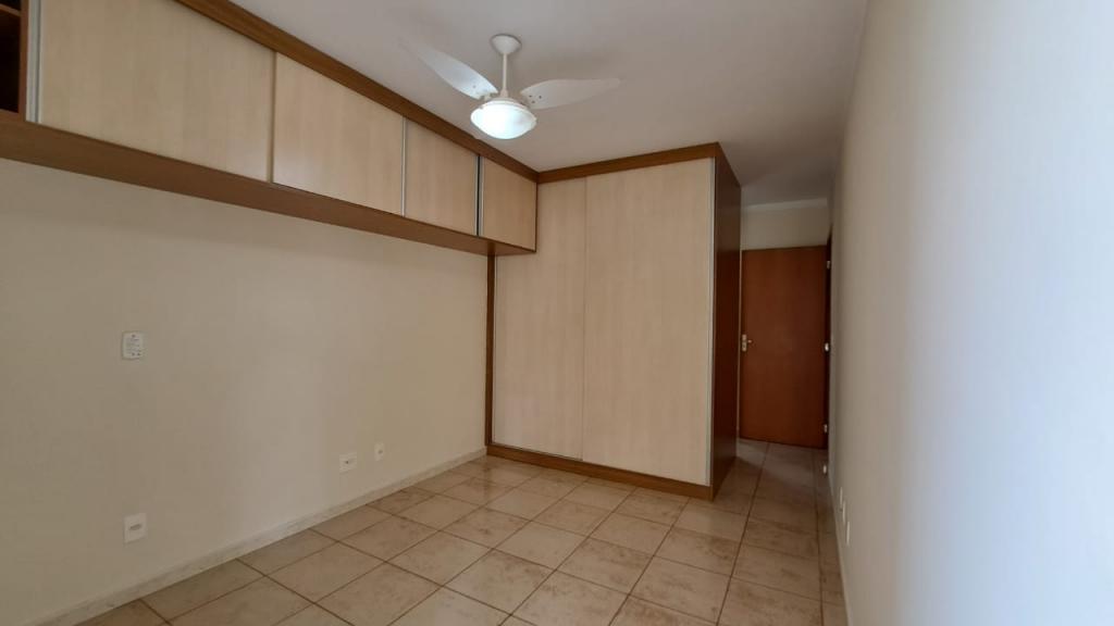 Apartamento à venda com 4 quartos, 162m² - Foto 5