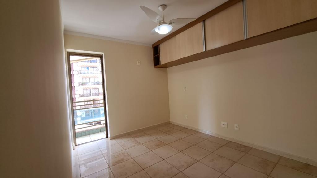 Apartamento à venda com 4 quartos, 162m² - Foto 11