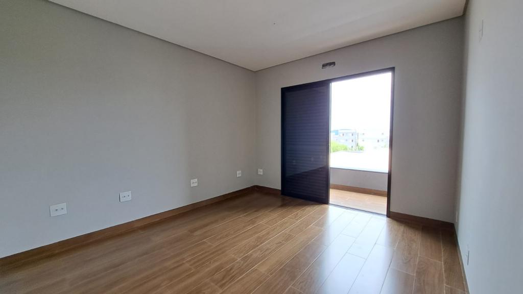 Casa de Condomínio à venda com 3 quartos, 245m² - Foto 9