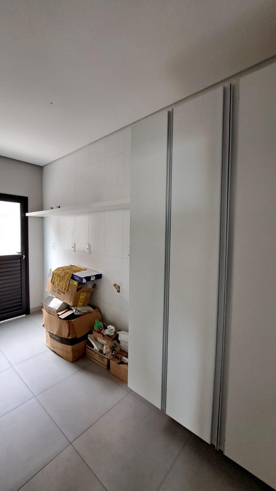 Casa de Condomínio à venda com 3 quartos, 245m² - Foto 10