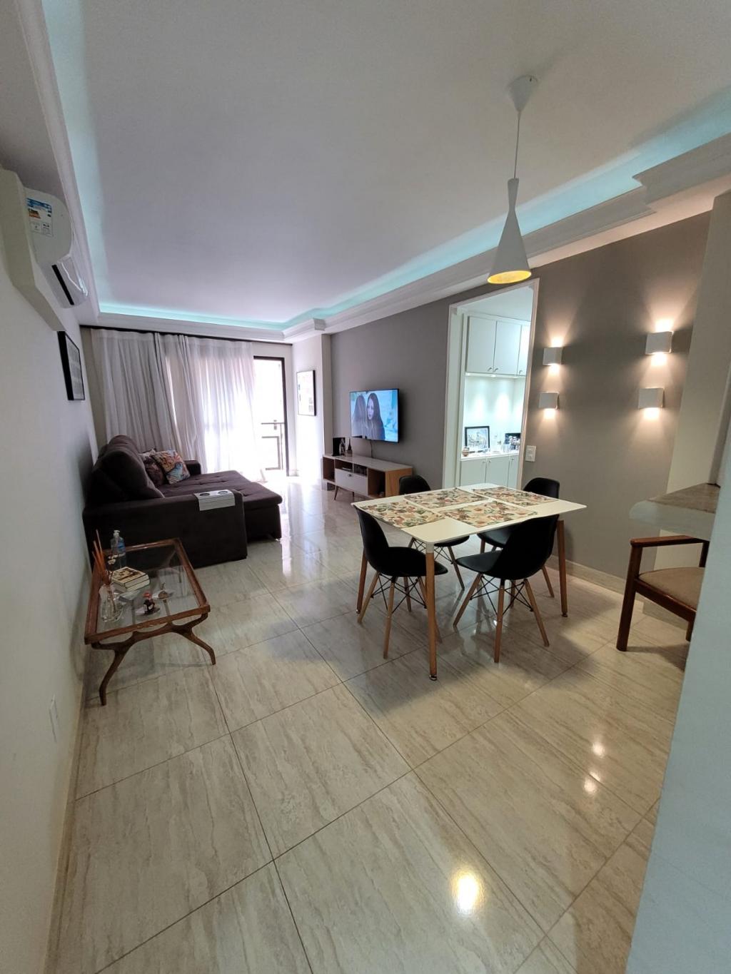 Apartamento à venda com 2 quartos, 80m² - Foto 1