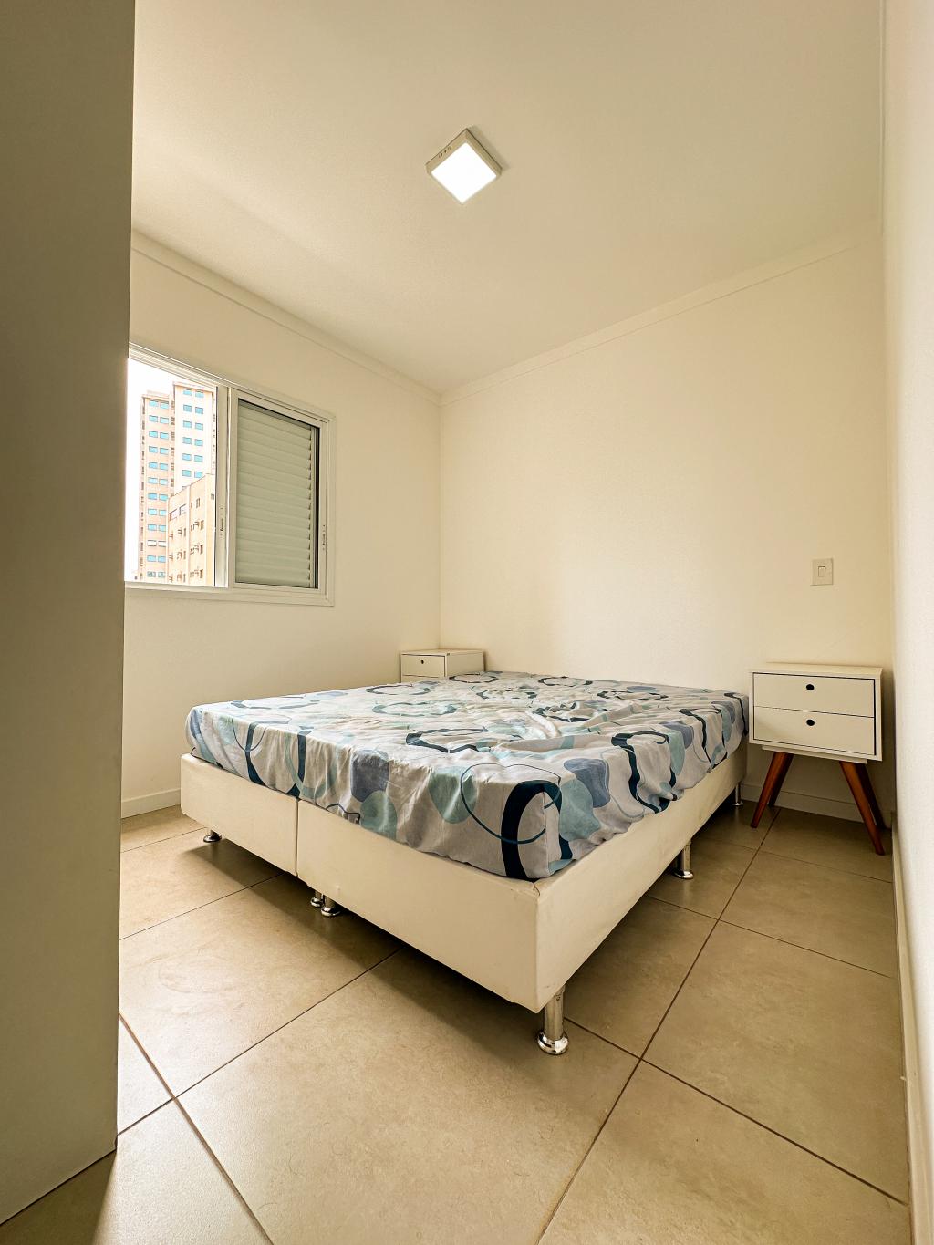 Apartamento à venda com 2 quartos, 66m² - Foto 7