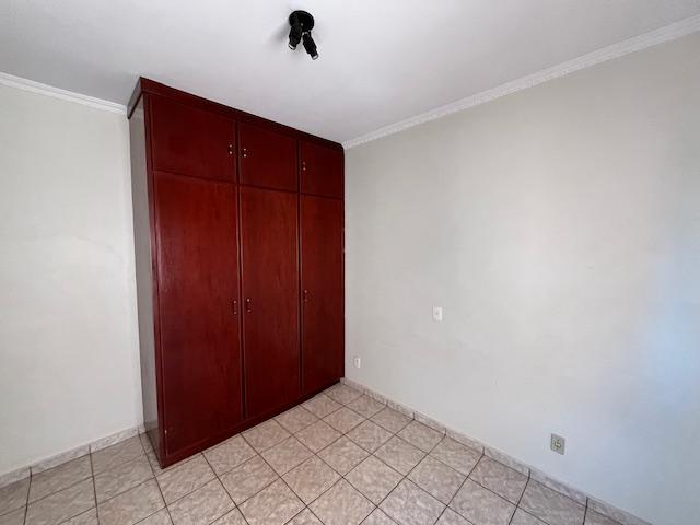 Apartamento à venda com 3 quartos, 73m² - Foto 12