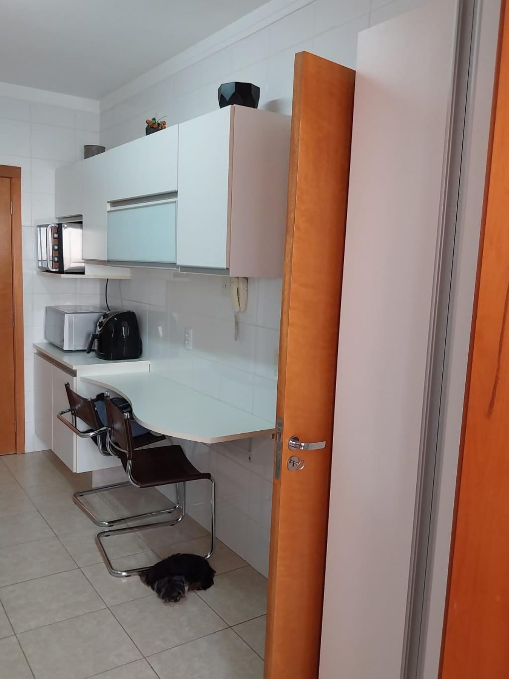 Apartamento à venda com 2 quartos, 108m² - Foto 10