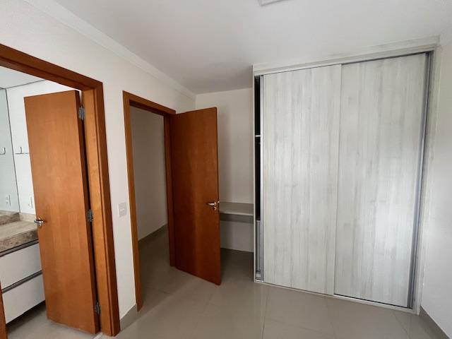 Apartamento à venda com 3 quartos, 140m² - Foto 12