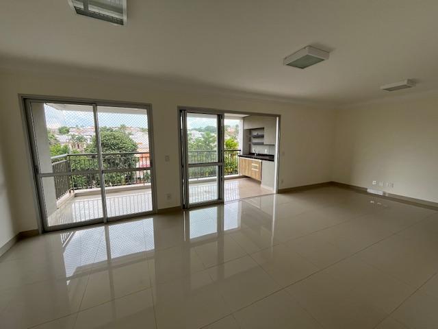 Apartamento à venda com 3 quartos, 140m² - Foto 1