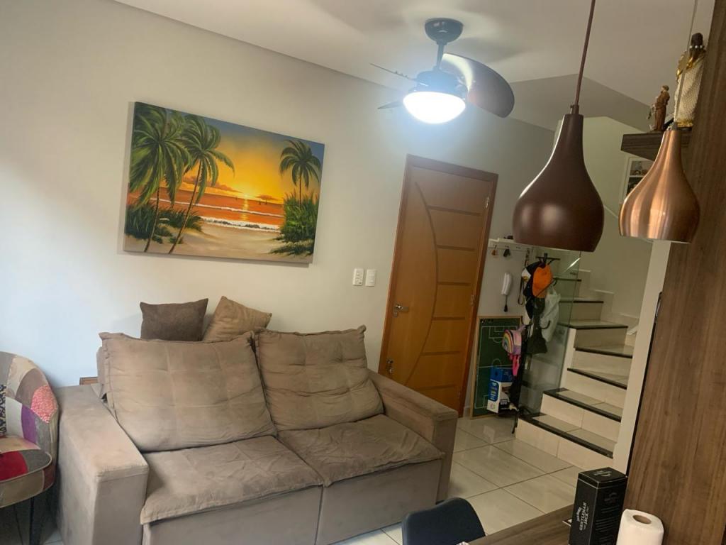 Casa de Condomínio à venda com 2 quartos, 70m² - Foto 1