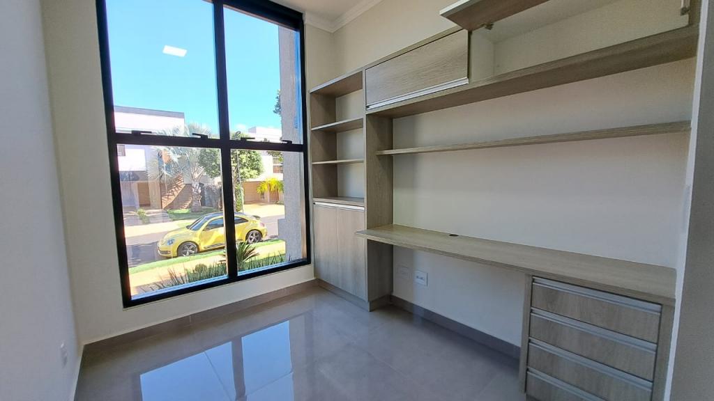 Casa de Condomínio à venda com 3 quartos, 194m² - Foto 25