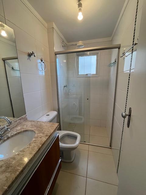 Apartamento à venda com 2 quartos, 70m² - Foto 4