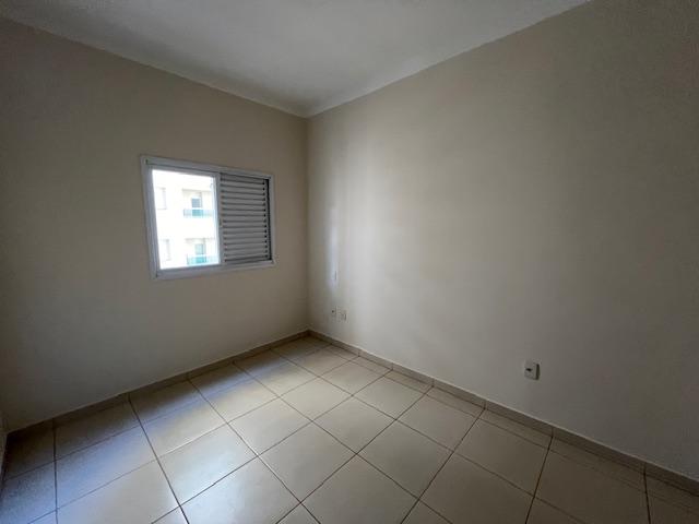 Apartamento à venda com 2 quartos, 70m² - Foto 8