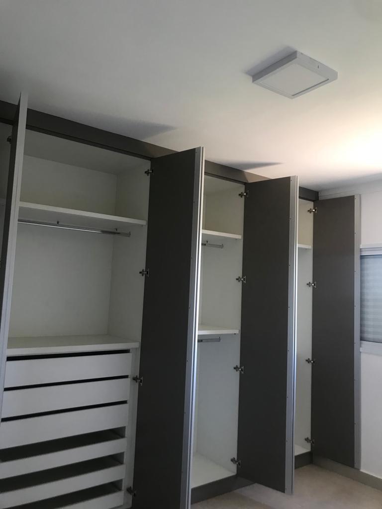 Apartamento à venda com 2 quartos, 71m² - Foto 4