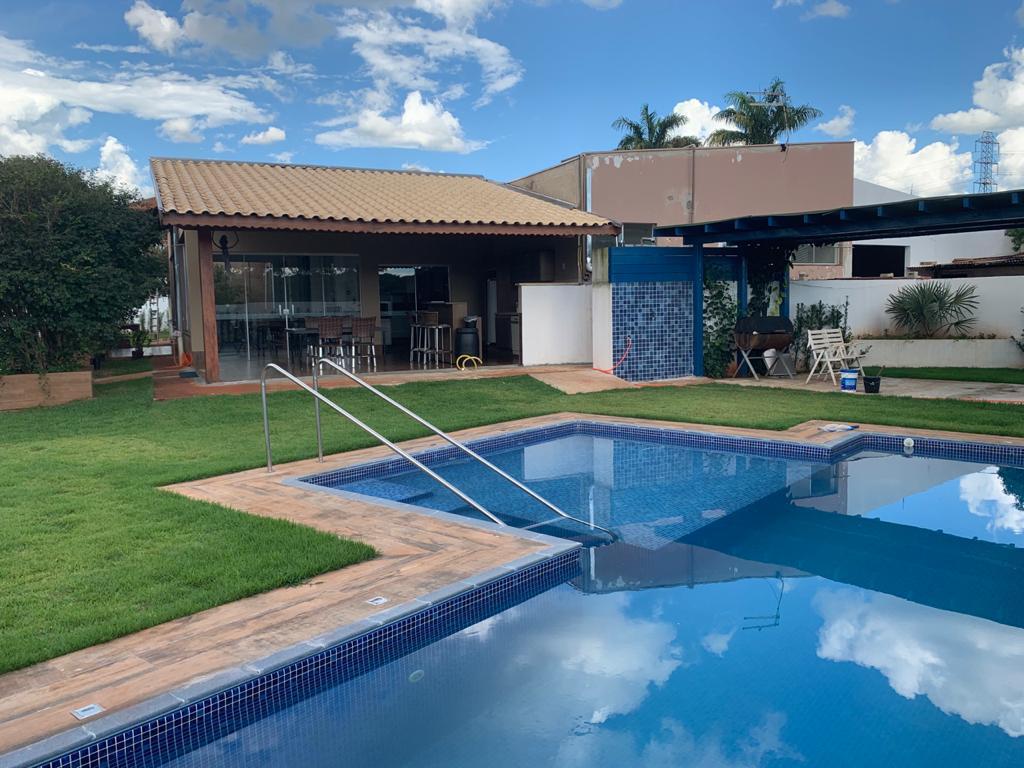 Casa de Condomínio à venda com 5 quartos, 500m² - Foto 1