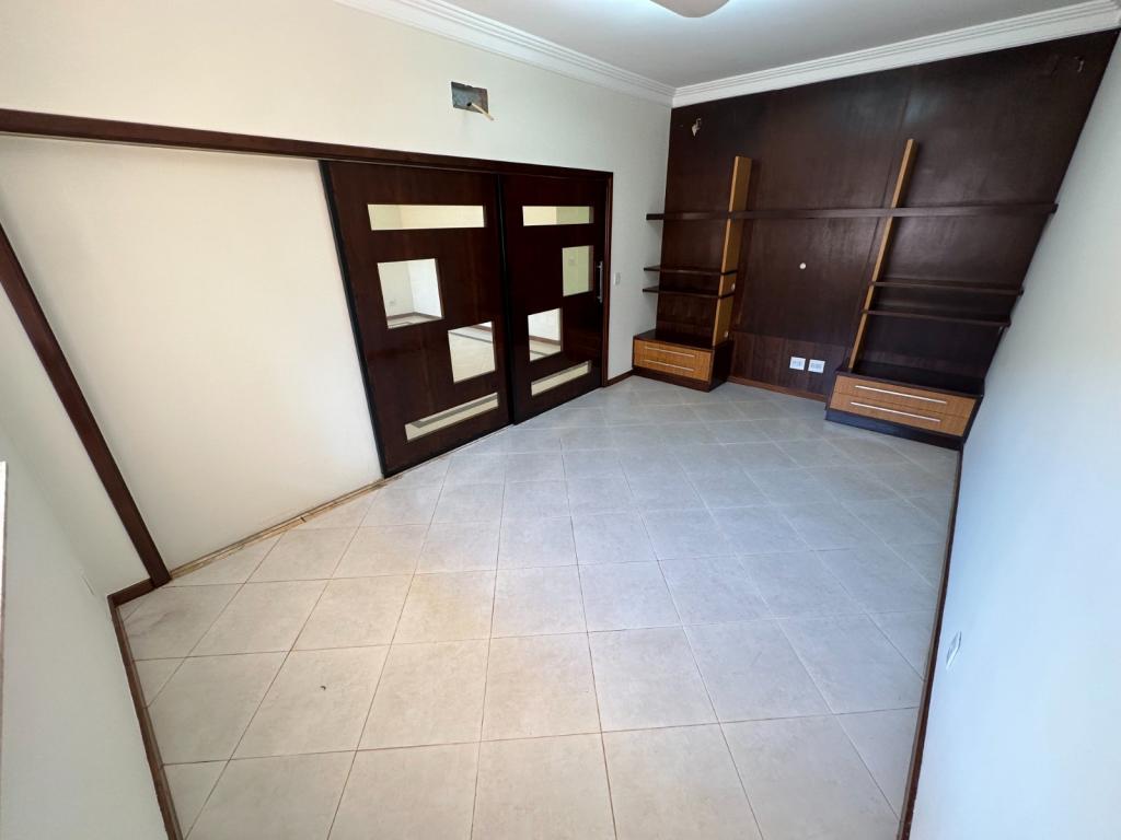 Casa à venda com 5 quartos, 324m² - Foto 36