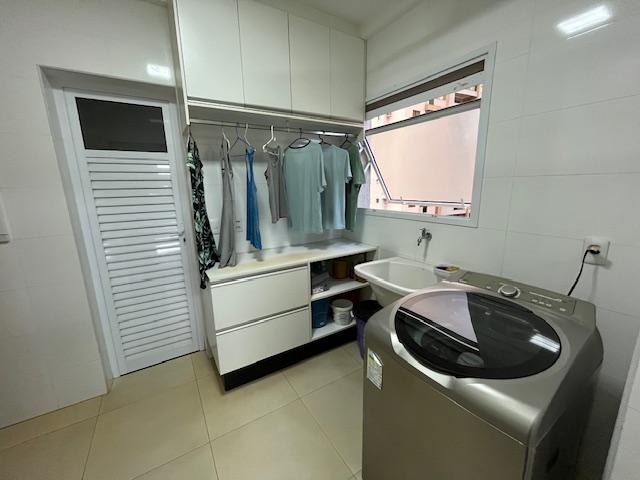 Apartamento à venda com 3 quartos, 172m² - Foto 10