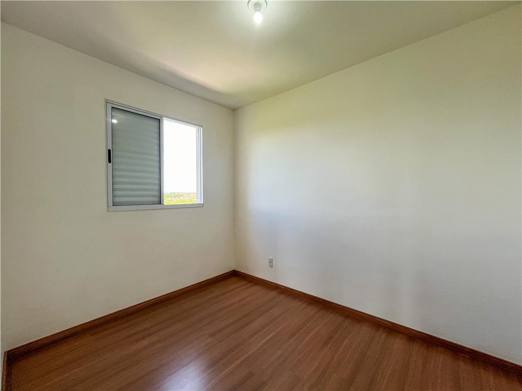 Apartamento à venda com 2 quartos, 56m² - Foto 18