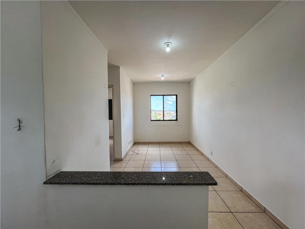 Apartamento à venda com 2 quartos, 47m² - Foto 1