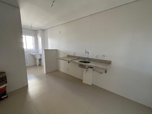 Apartamento à venda com 3 quartos, 127m² - Foto 5