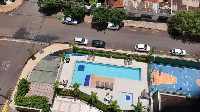 Apartamento à venda com 3 quartos, 137m² - Foto 13