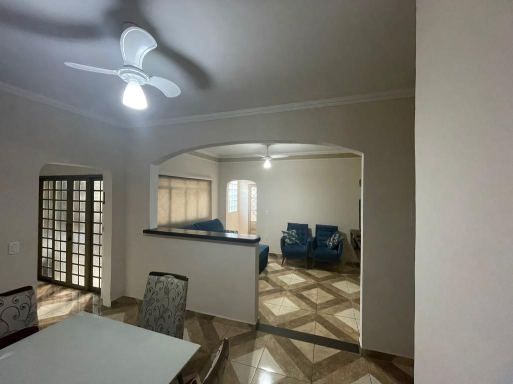 Casa à venda com 2 quartos, 155m² - Foto 19