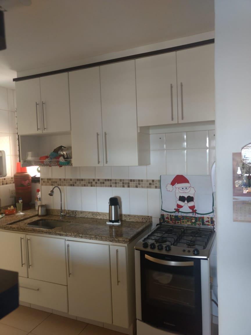 Apartamento à venda com 3 quartos, 95m² - Foto 7