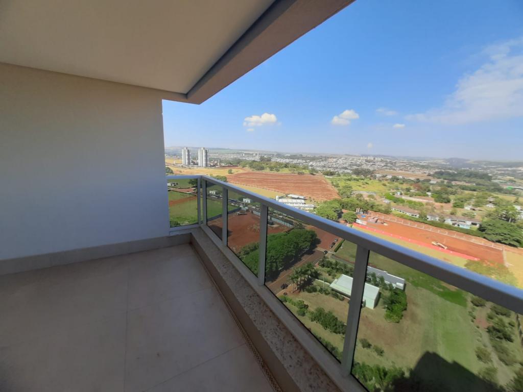 Apartamento à venda com 3 quartos, 237m² - Foto 3