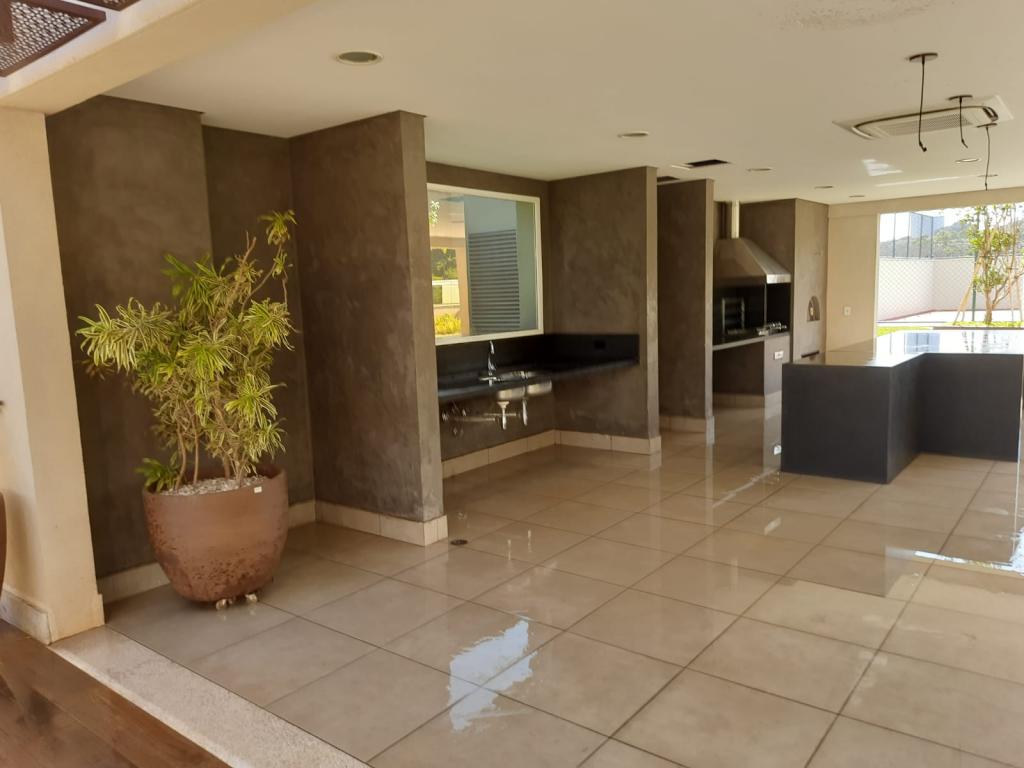 Apartamento à venda com 3 quartos, 237m² - Foto 4