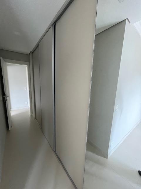 Apartamento à venda com 3 quartos, 156m² - Foto 17