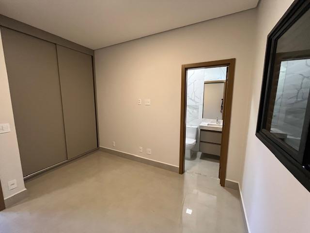 Casa de Condomínio à venda com 3 quartos, 250m² - Foto 15