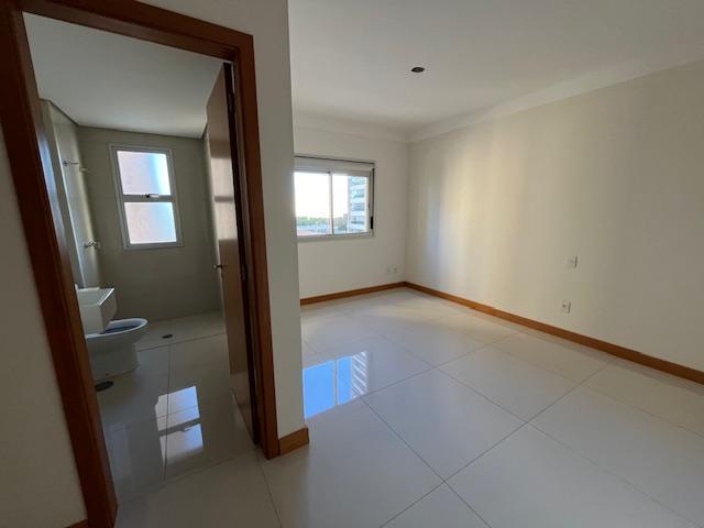 Apartamento à venda com 4 quartos, 320m² - Foto 40