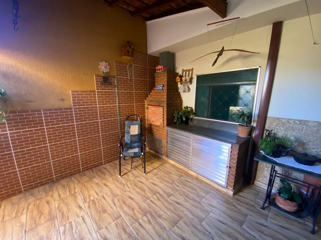 Casa à venda com 4 quartos, 185m² - Foto 5