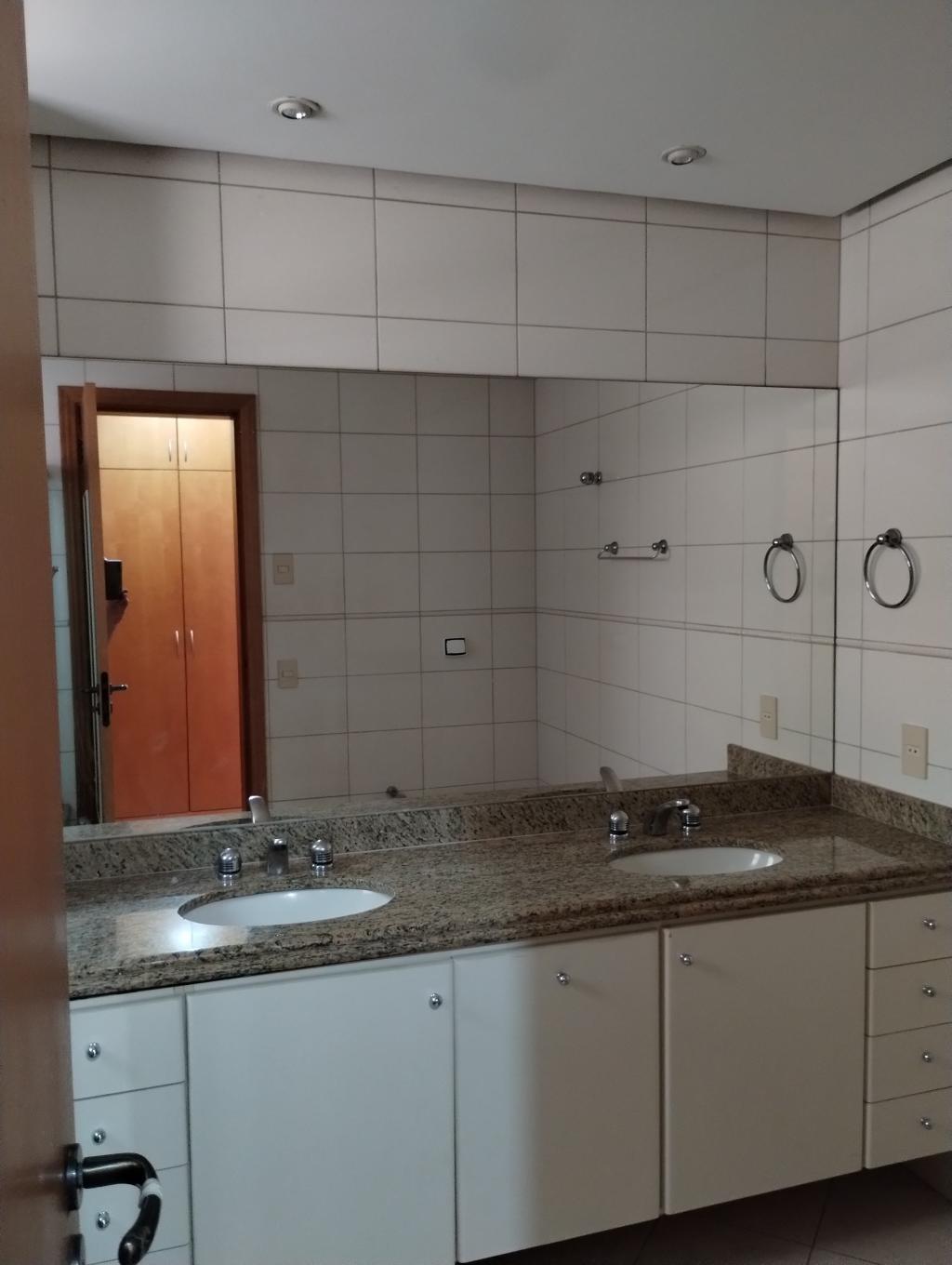 Apartamento à venda com 4 quartos, 157m² - Foto 4