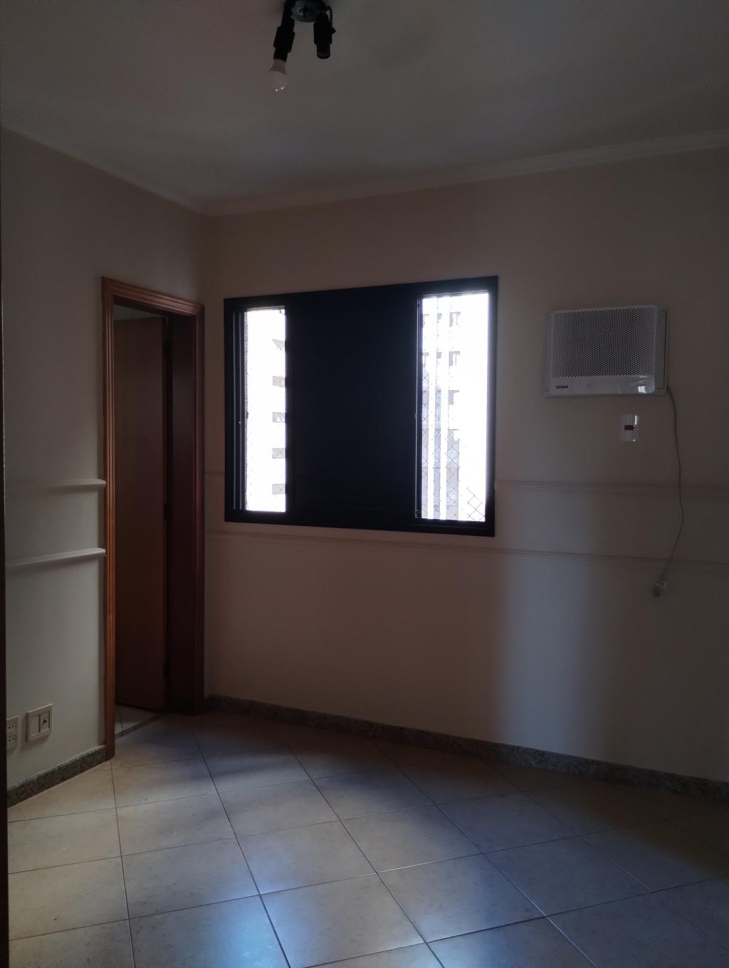 Apartamento à venda com 4 quartos, 157m² - Foto 5