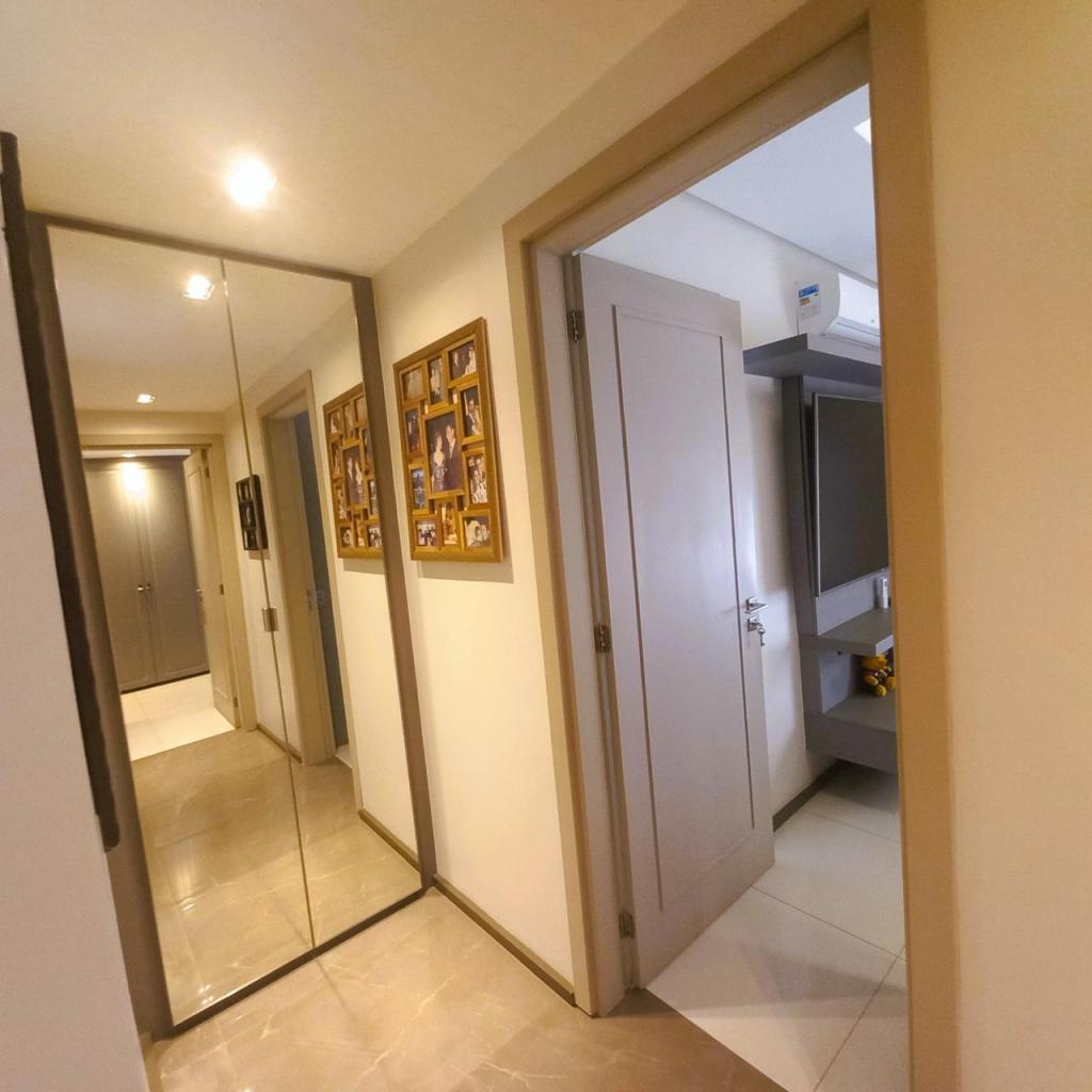 Apartamento à venda com 3 quartos, 160m² - Foto 6