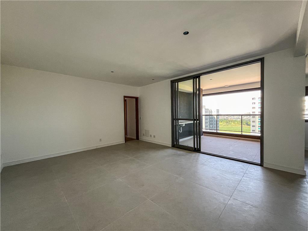 Apartamento à venda com 3 quartos, 111m² - Foto 1