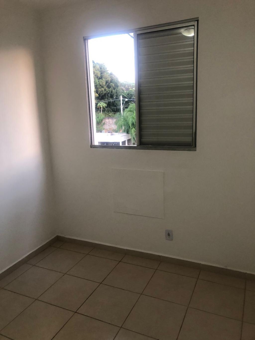 Apartamento à venda com 2 quartos, 46m² - Foto 2