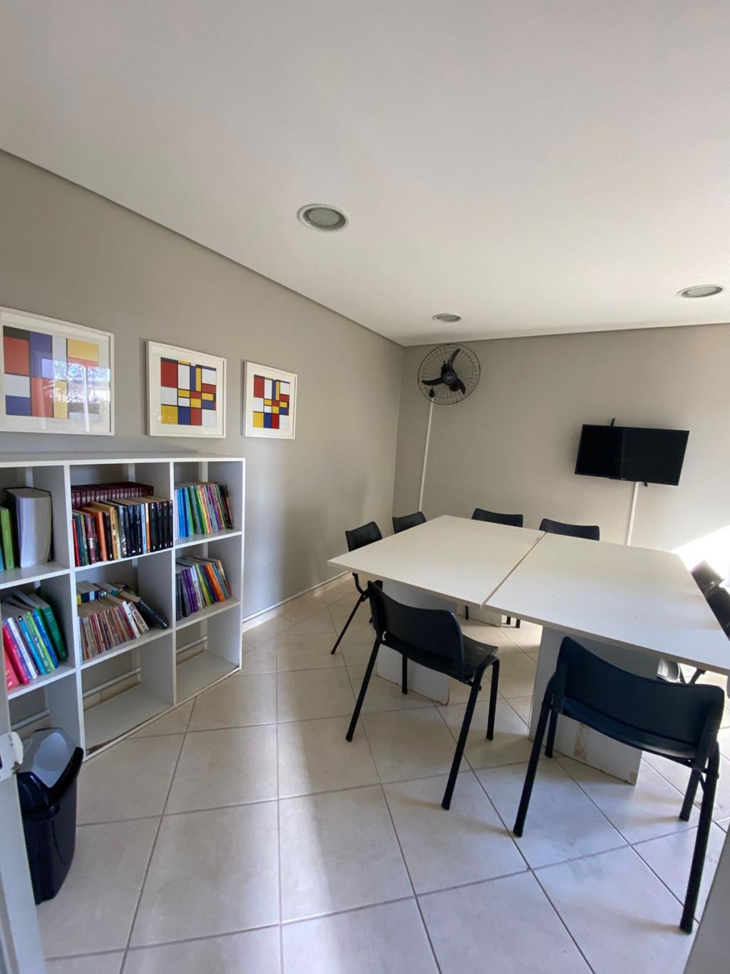 Apartamento à venda com 2 quartos, 48m² - Foto 19