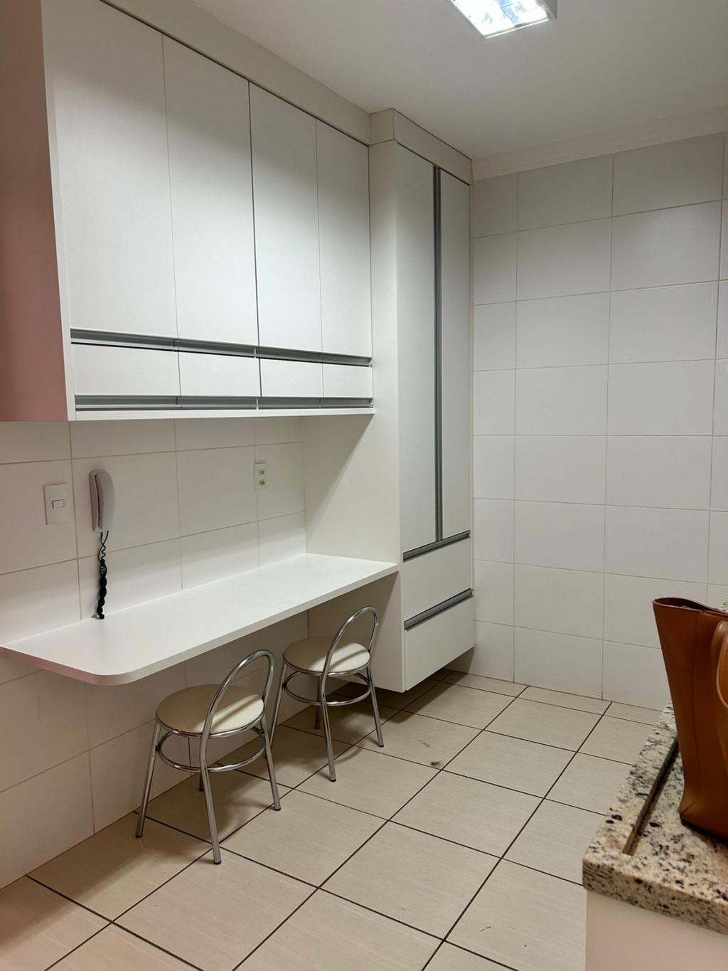 Apartamento à venda com 2 quartos, 96m² - Foto 12