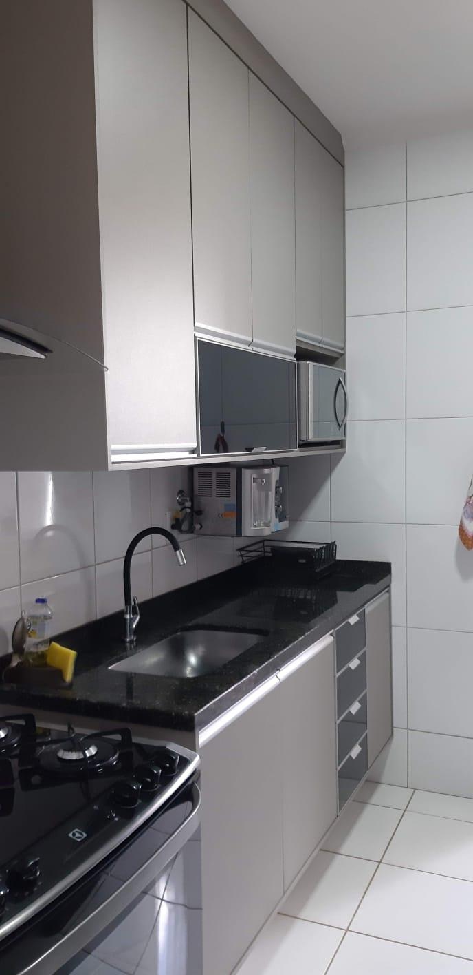 Apartamento à venda com 2 quartos, 70m² - Foto 6