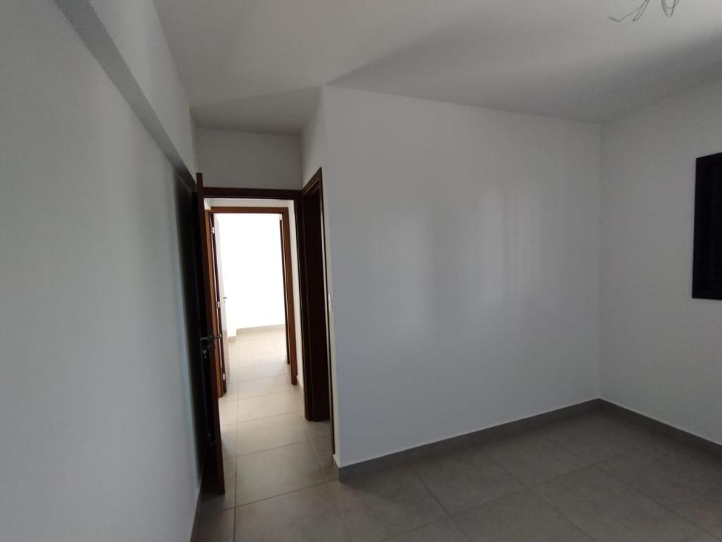 Apartamento à venda com 2 quartos, 77m² - Foto 19