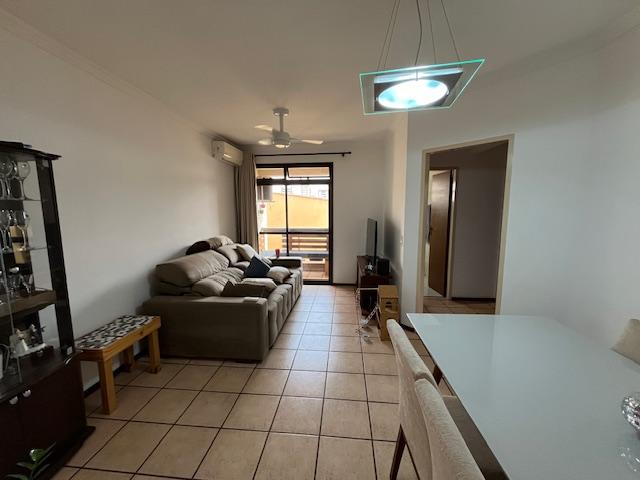 Apartamento à venda com 2 quartos, 65m² - Foto 1