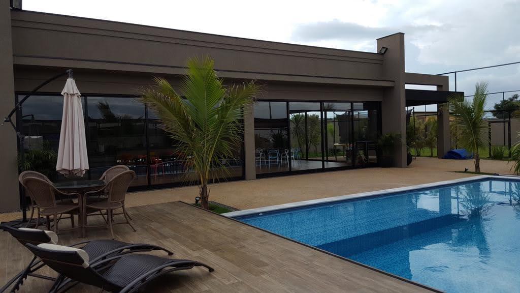 Fazenda à venda com 4 quartos, 450m² - Foto 1